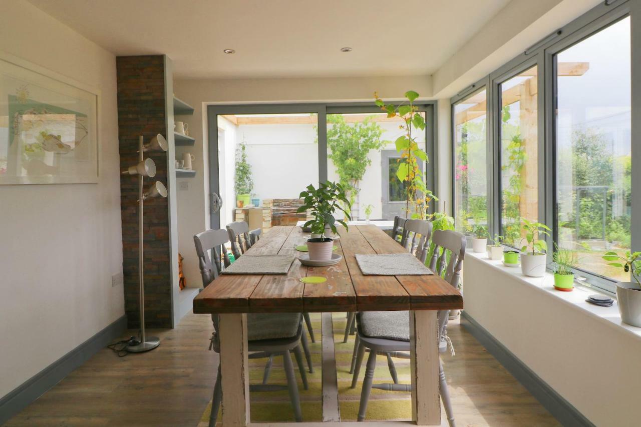 Modern Holiday Home Central St Merryn Екстериор снимка