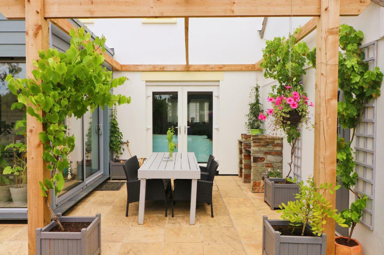 Modern Holiday Home Central St Merryn Екстериор снимка