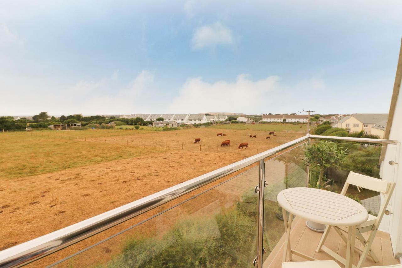 Modern Holiday Home Central St Merryn Екстериор снимка